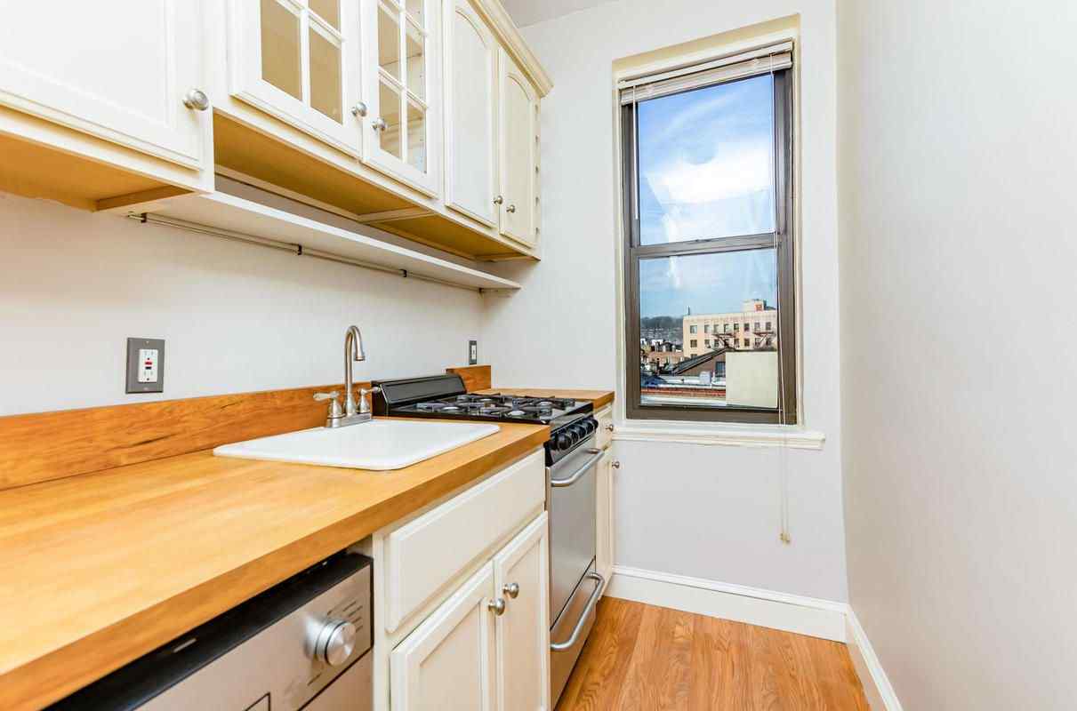 Самые дешевые квартиры января 2018. Манхэттен, Нью-Йорк.