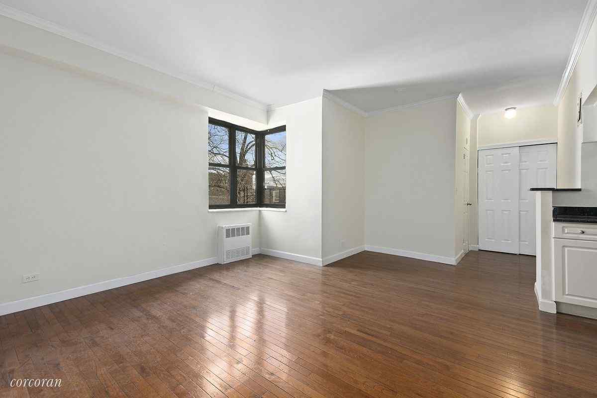 Самые дешевые квартиры апреля. Манхэттен, Нью-Йорк.