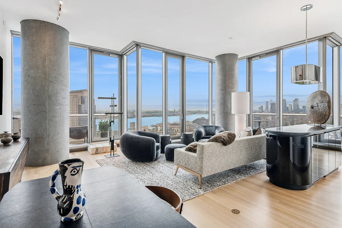 56 Leonard Street 35B-WEST