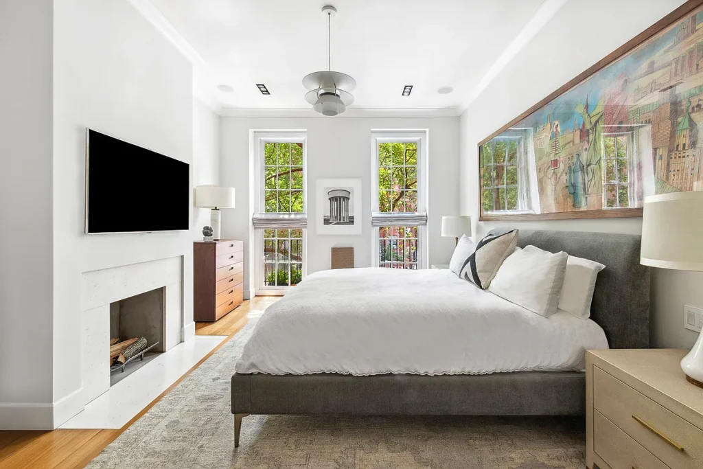 233 West 11th Street