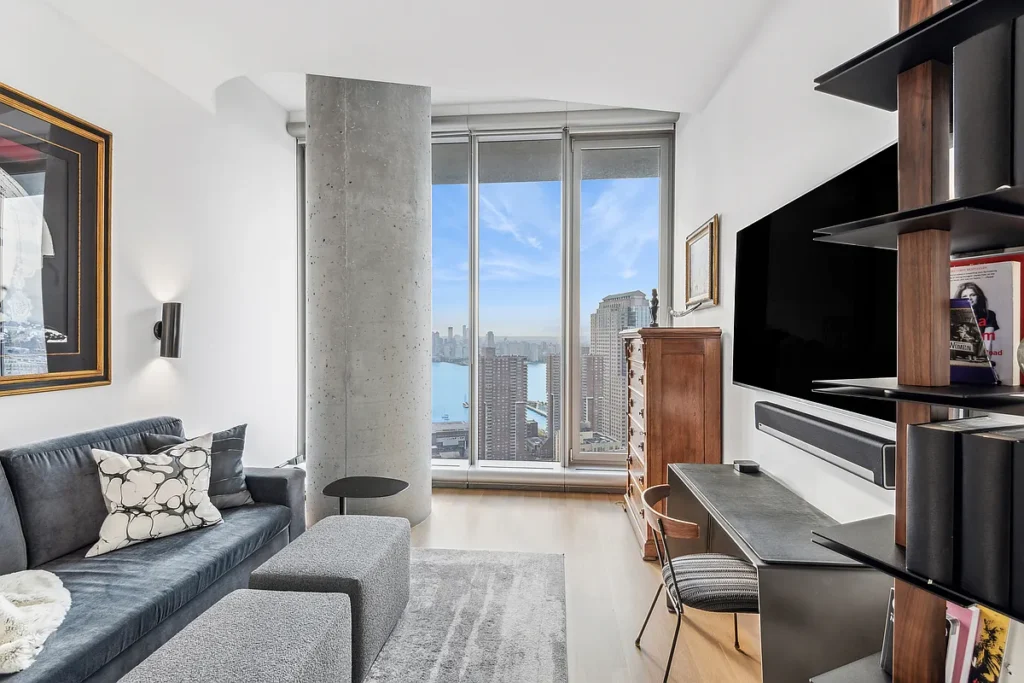 56 Leonard Street 35B-WEST