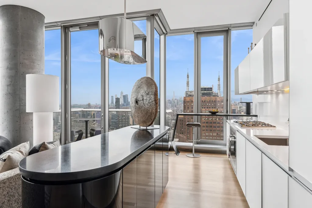 56 Leonard Street 35B-WEST
