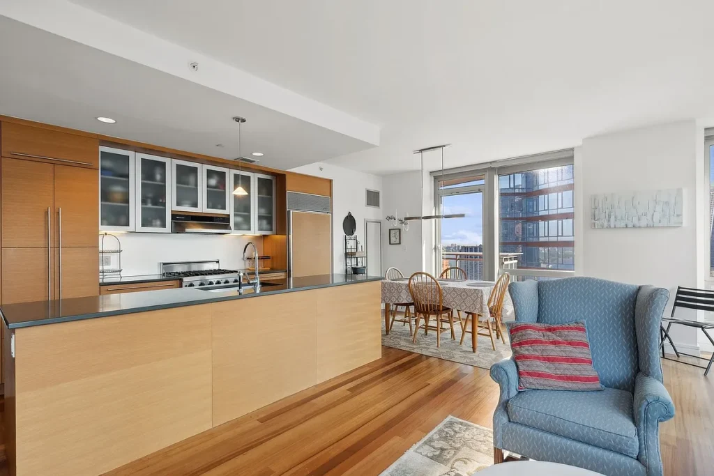 30 West Street 33B