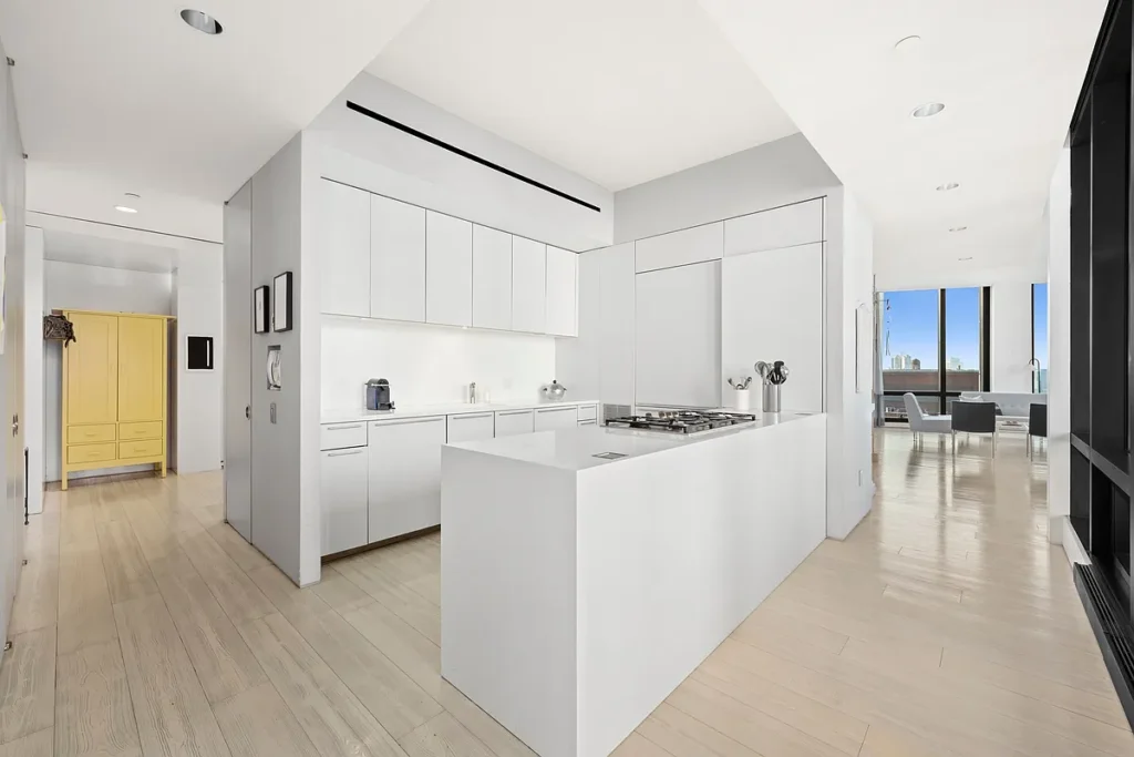 101 Warren Street 2620