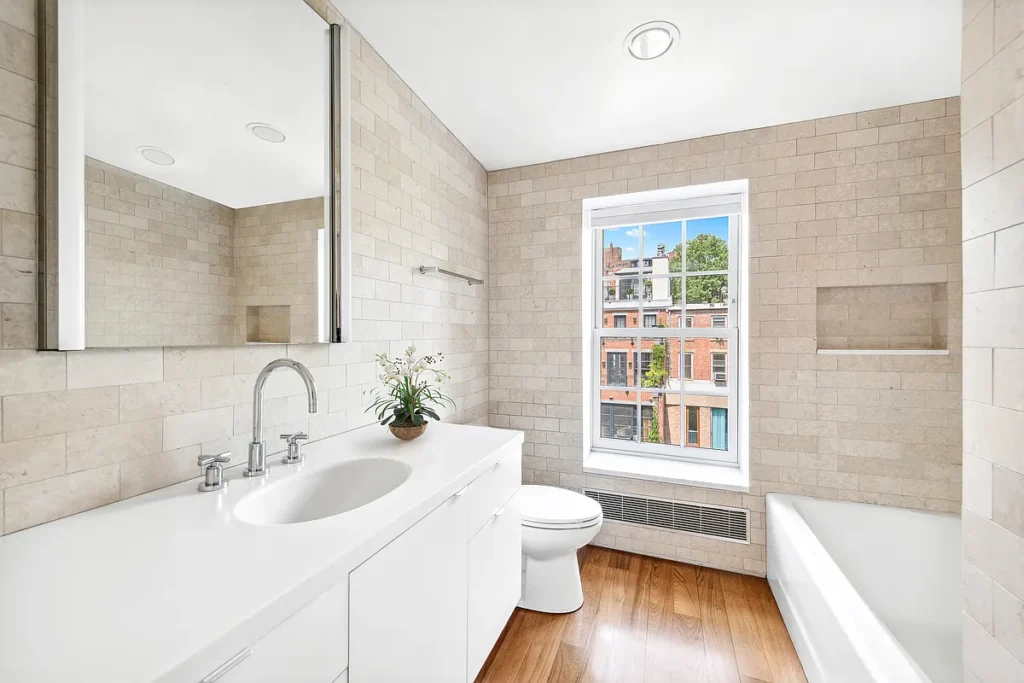 233 West 11th Street