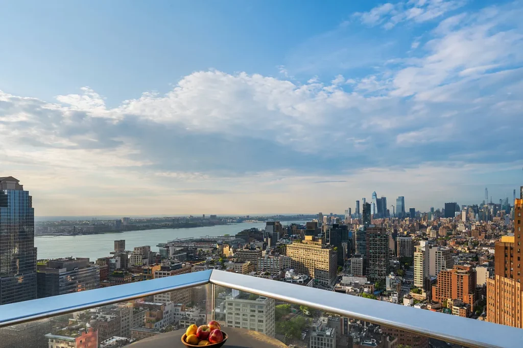 56 Leonard Street 35B-WEST