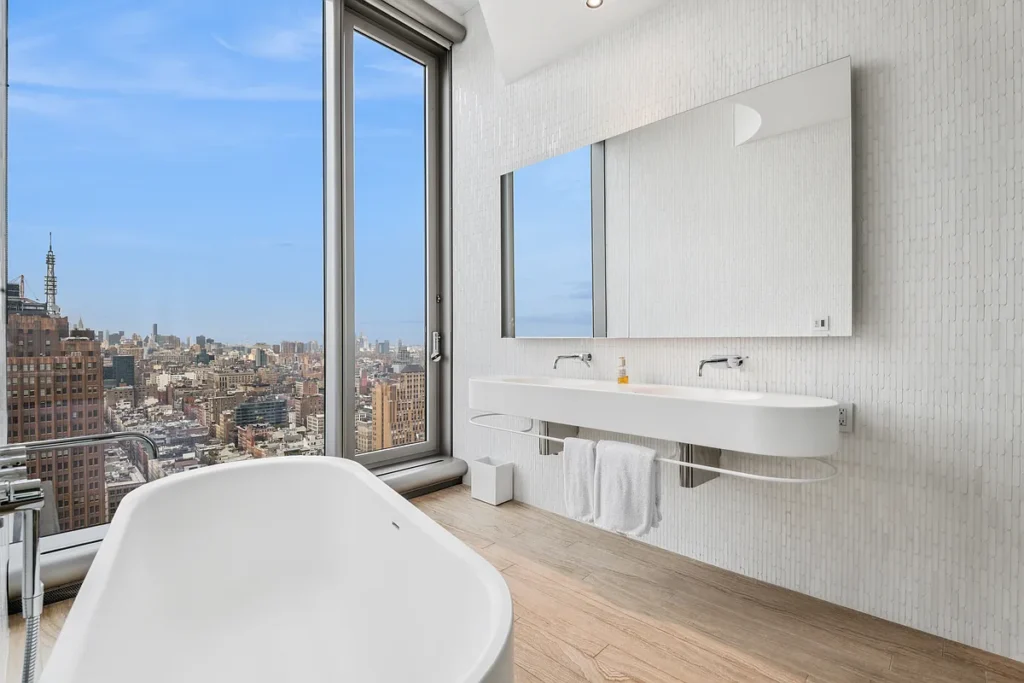56 Leonard Street 35B-WEST
