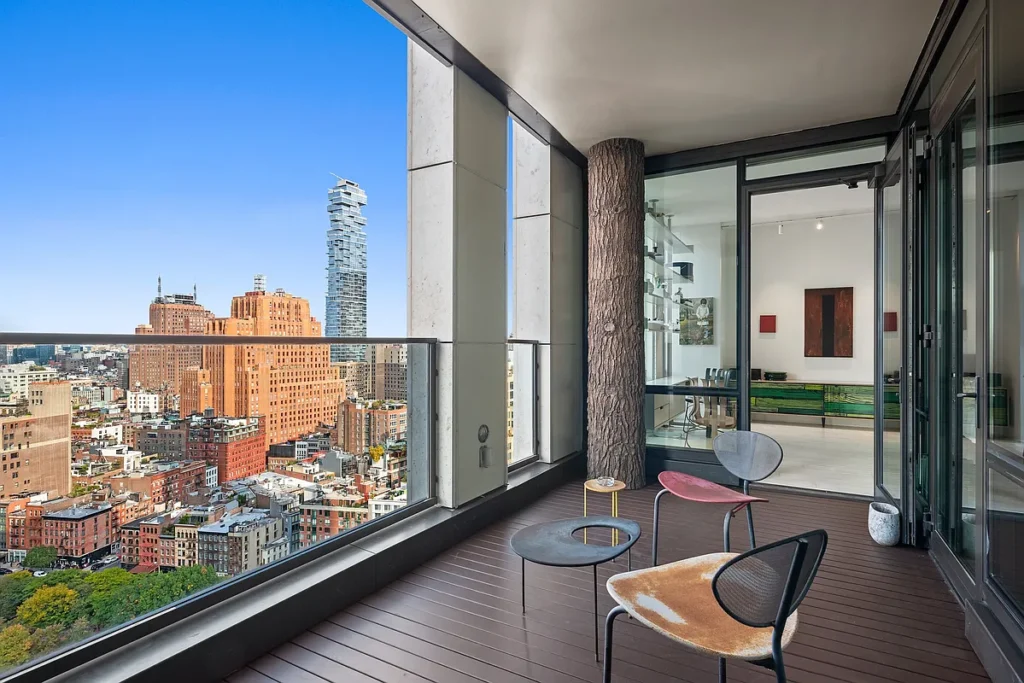 101 Warren Street 2620