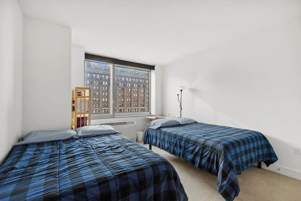 30 West Street 33B