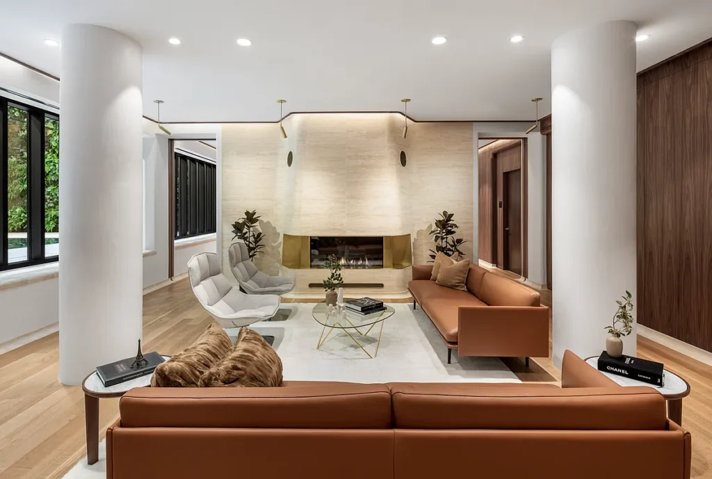 110 Charlton Street 20E